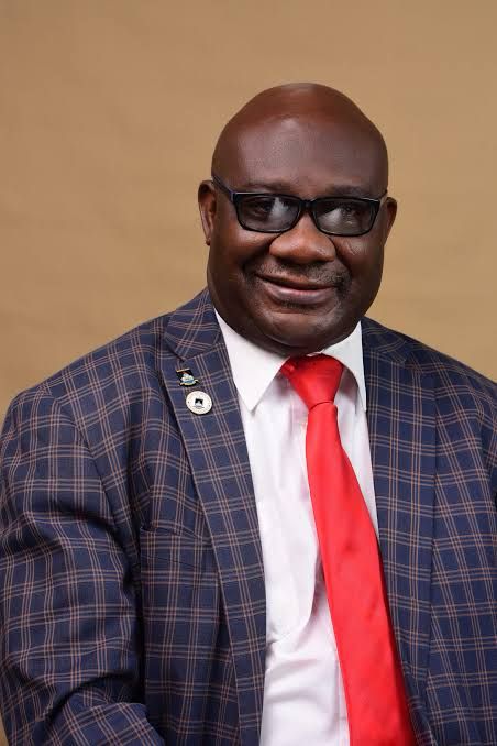 Prof. Dr Mobolaji Oludara